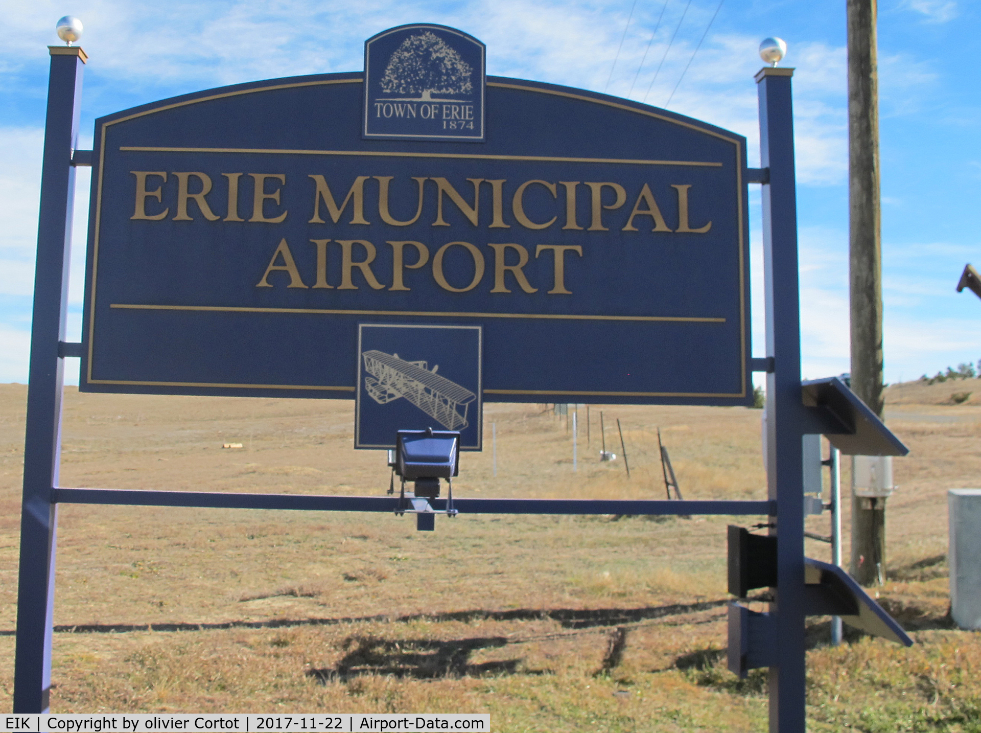 Erie Municipal Airport (EIK) - Road sign