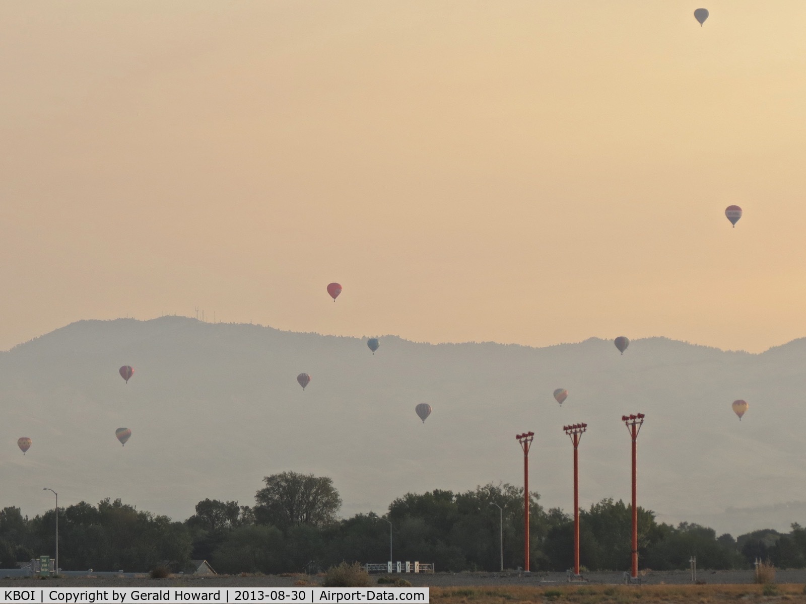 Boise Air Terminal/gowen Fld Airport (BOI) - Smoke didn't stop the balloons from flying.