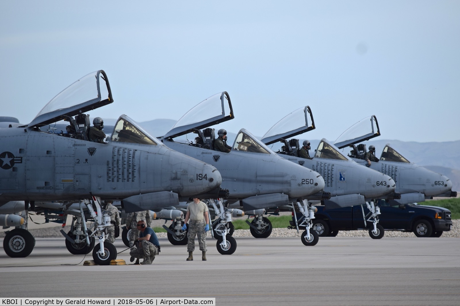 Boise Air Terminal/gowen Fld Airport (BOI) - A-10C under going pre flight checks. 190th Fighter Sq., 124th Fighter Wing, Idaho ANG.