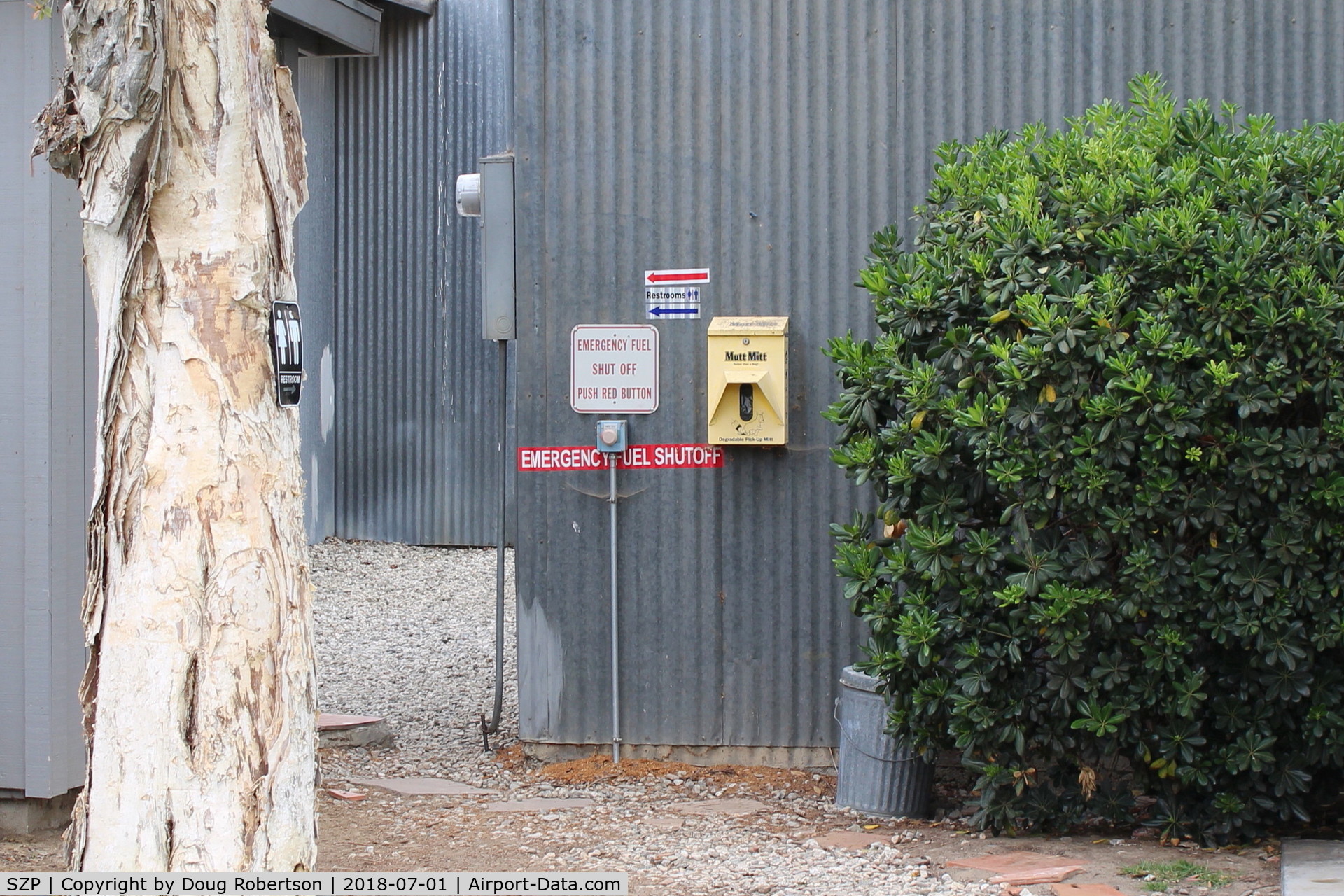 Santa Paula Airport (SZP) - EMERGENCY SHUTDOWN for the SZP Fuel Dock, location- on adjacent hangar rear wall about 60 feet west of the Fuel Dock.