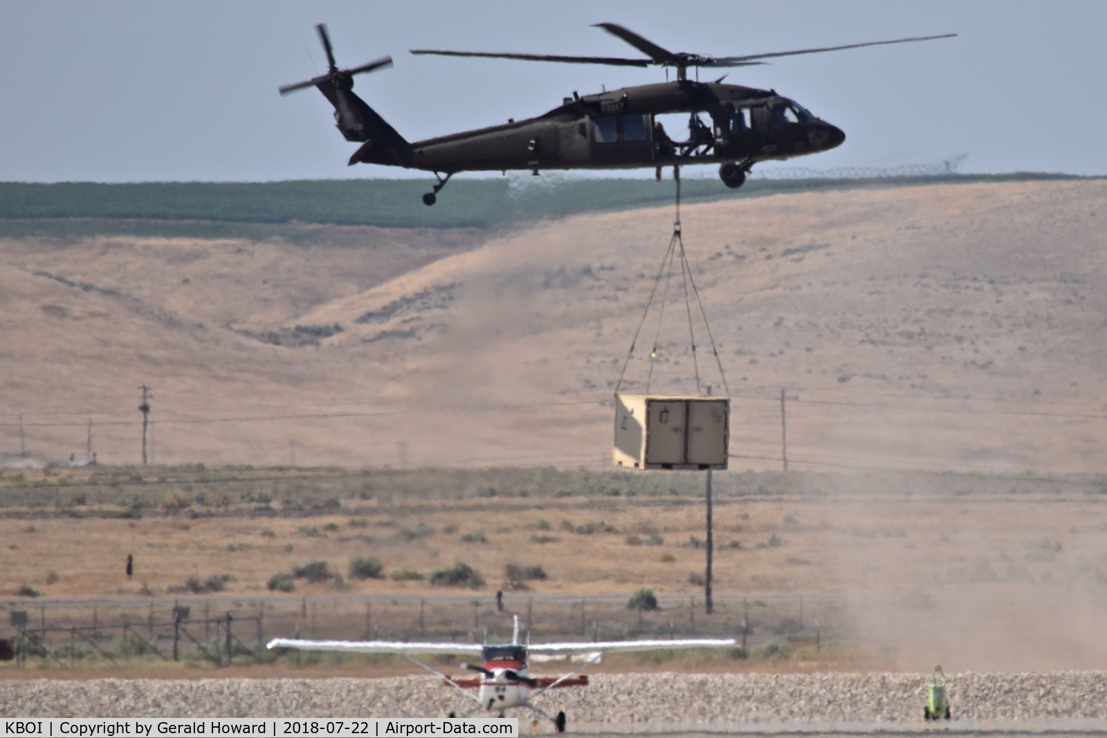 Boise Air Terminal/gowen Fld Airport (BOI) - UH-60L getting ready to land.  1-183rd AVN BN, Idaho Army National Guard.
