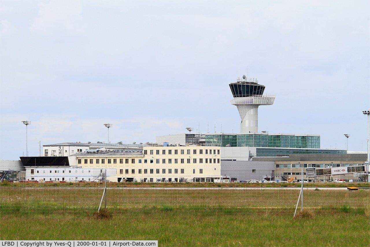 Bordeaux Airport, Merignac Airport France (LFBD) - Bordeaux-Mérignac airport (LFBD-BOD)