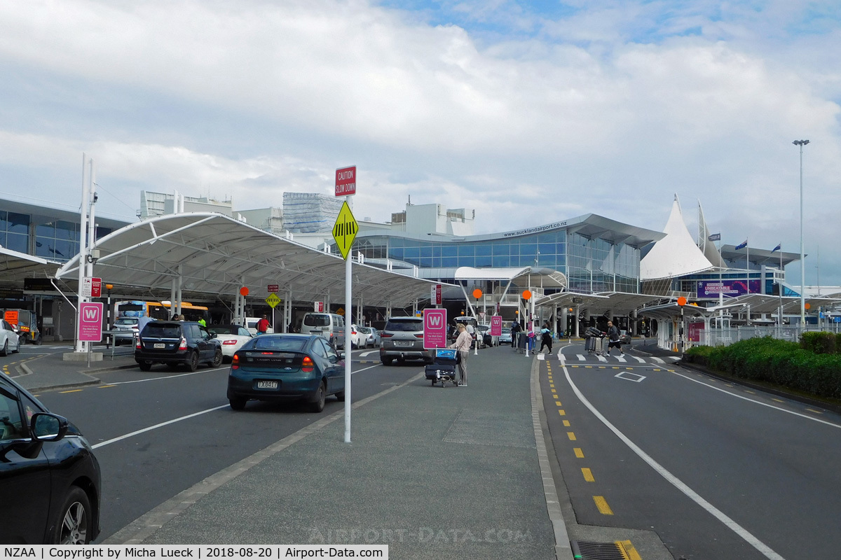 Auckland International Airport, Auckland New Zealand (NZAA) - Auckland International