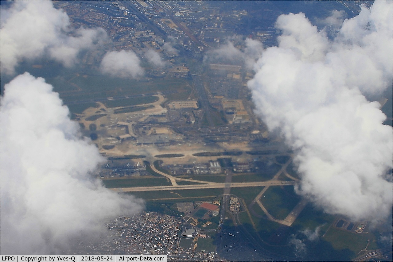 Paris Orly Airport, Orly (near Paris) France (LFPO) - Flight over Paris-Orly airport (LFPO-ORY)