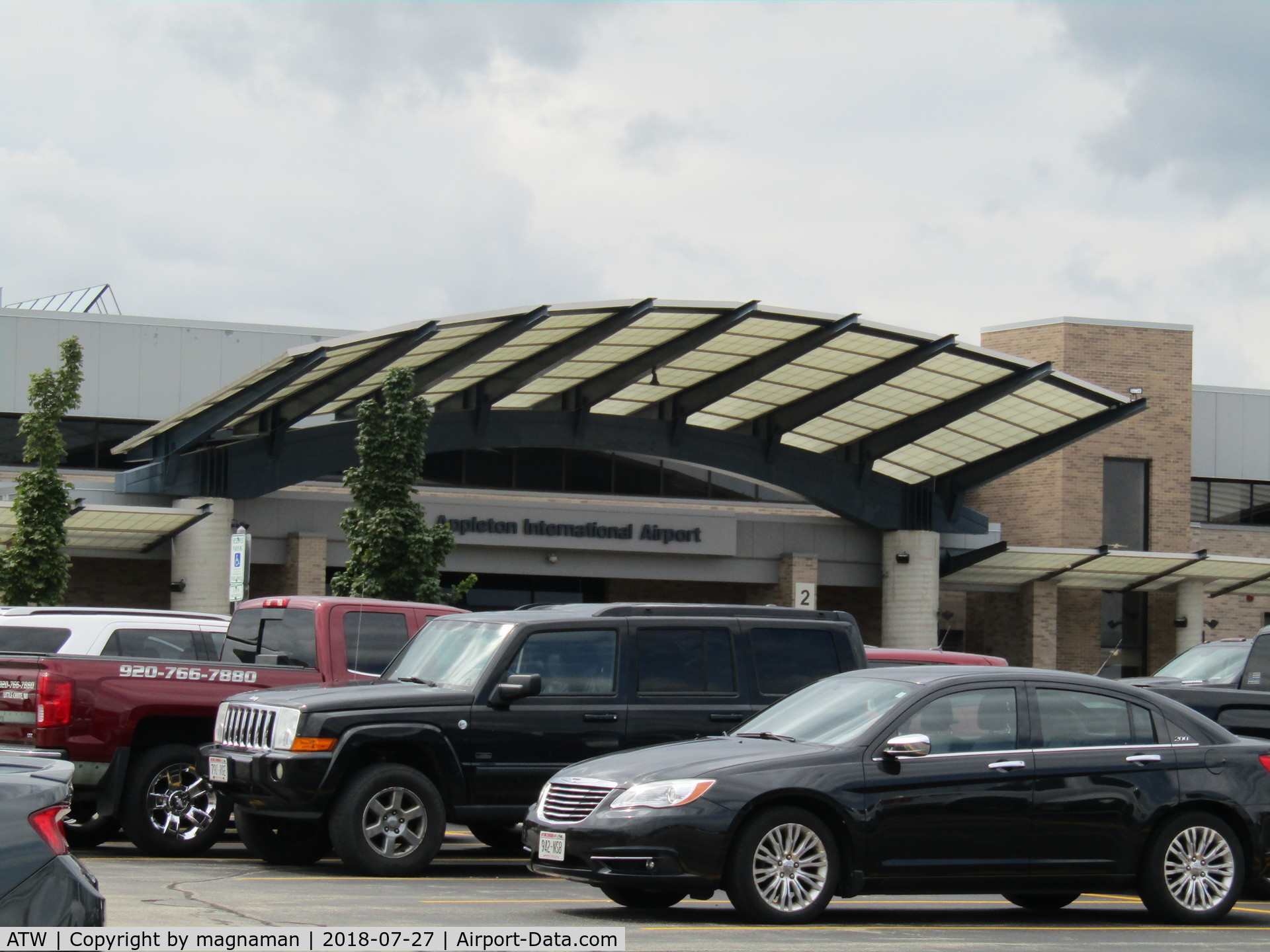 Outagamie County Regional Airport (ATW) - entry to terminal