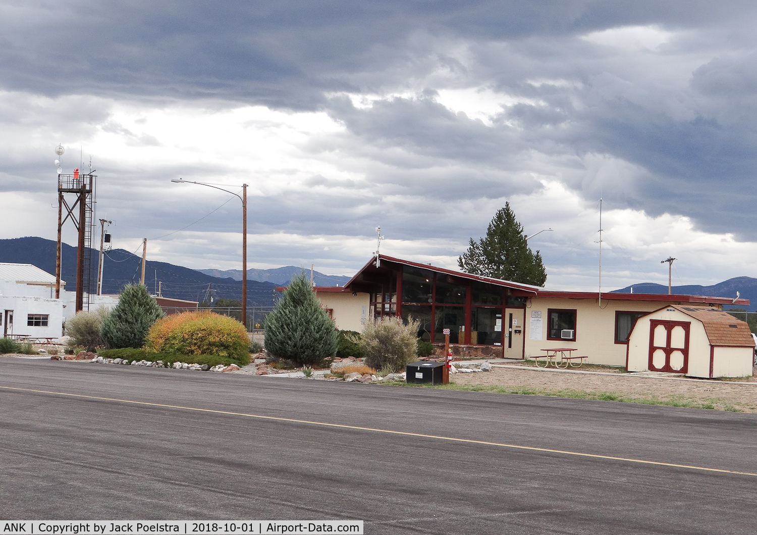 Harriet Alexander Field Airport (ANK) - Airport office of Harriet Alexander Field airport, Salida CO