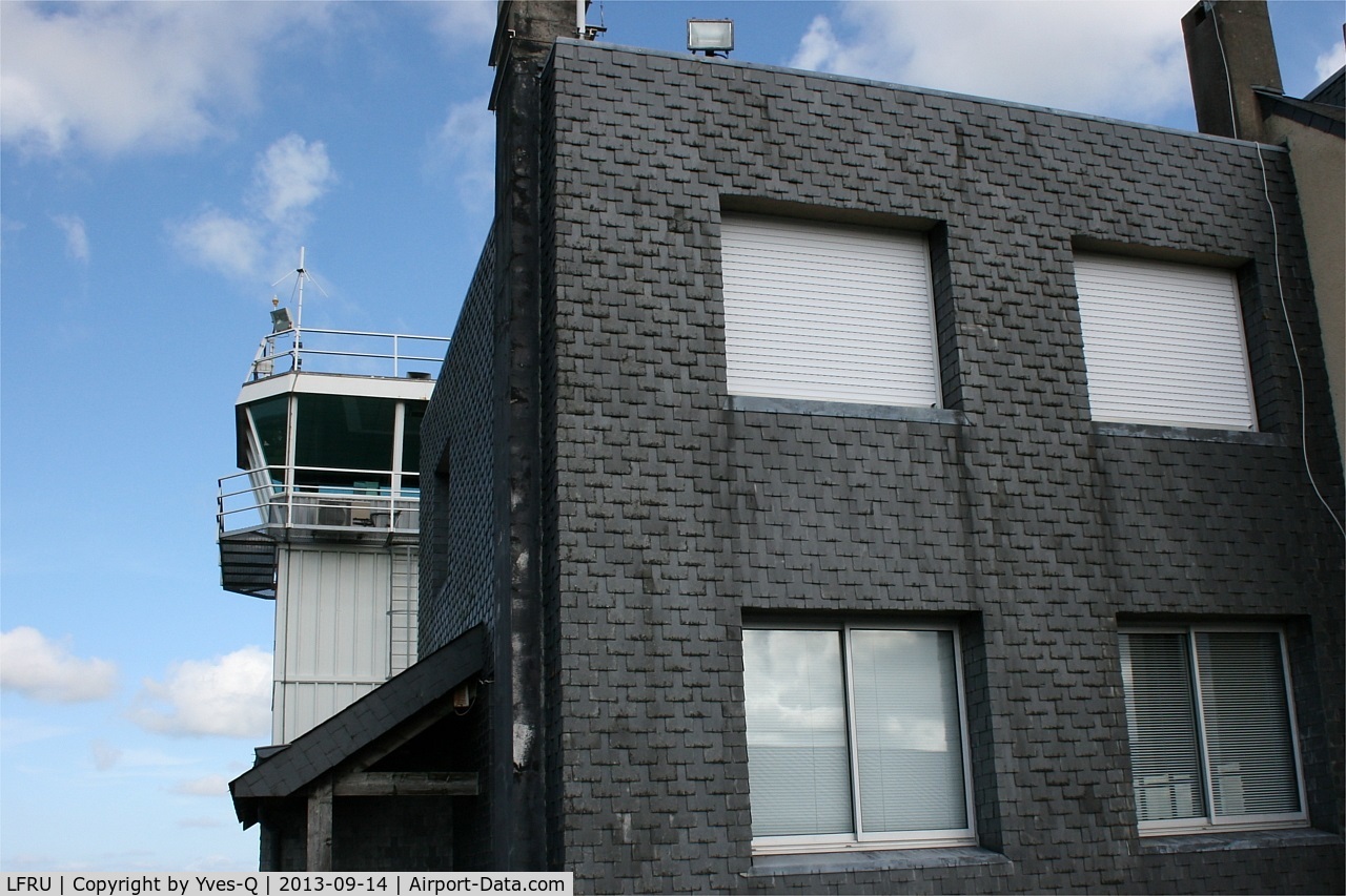 Morlaix Ploujean Airport, Morlaix France (LFRU) - Control tower, Morlaix-Ploujean (LFRU-MXN)