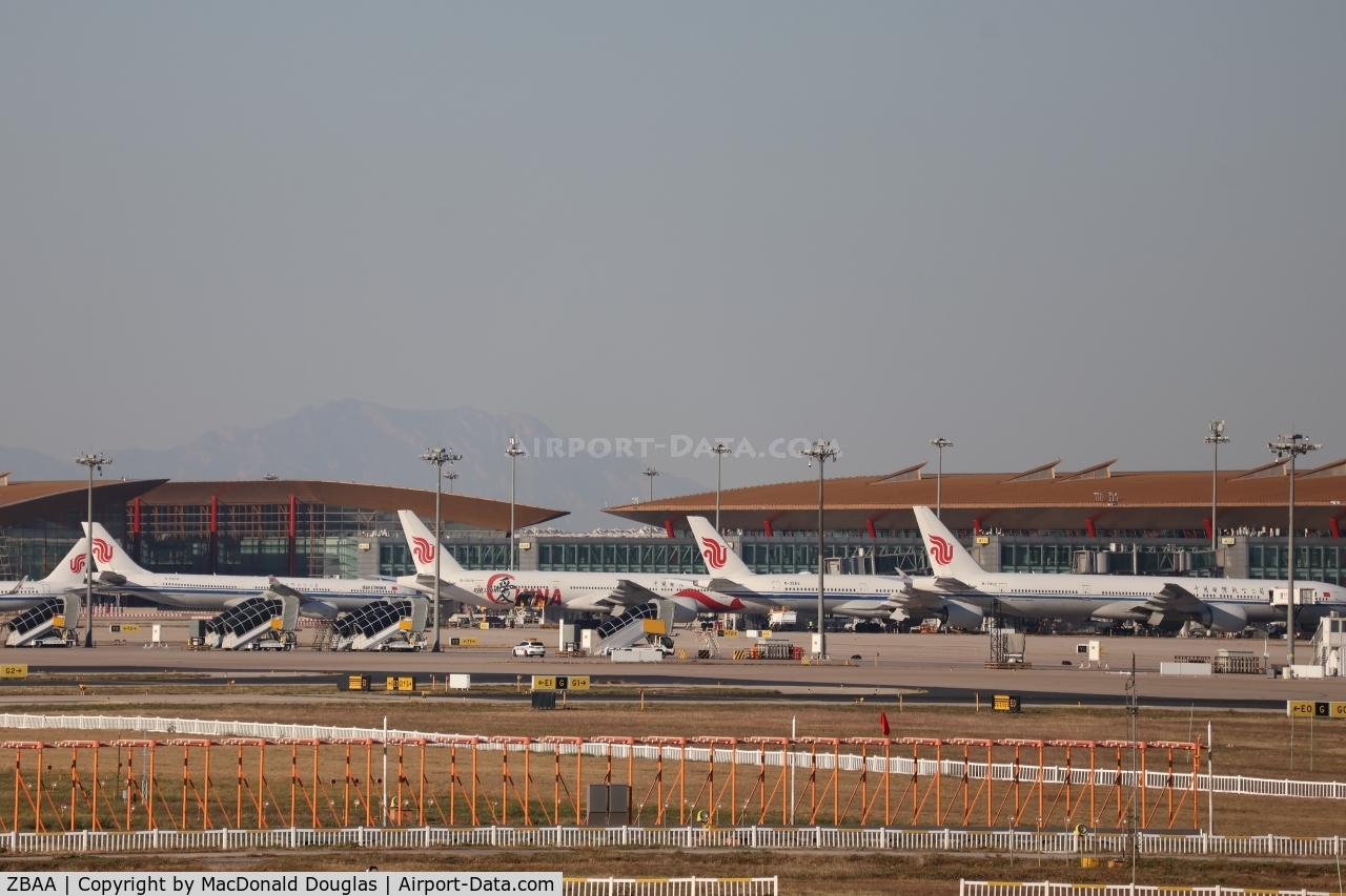 Beijing Capital International Airport, Beijing China (ZBAA) - PEK/ZBAA
2023.10.21