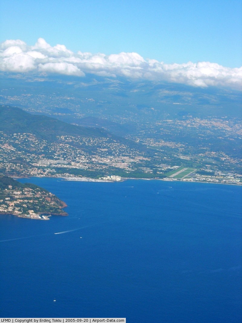 Cannes Mandelieu Airport - Wikipedia, the free encyclopedia