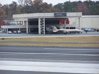 Dekalb-peachtree Airport (PDK) - Signature Air at PDK - by Michael Martin