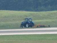 Baltimore/washington International Thurgood Marshal Airport (BWI) - Ground maintenance - by Sam Andrews