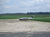 Sheridan Airport (5I4) - tarmac - by IndyPilot63