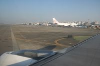 Kaohsiung International Airport - Cargo apron - by Michel Teiten ( www.mablehome.com )