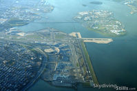 La Guardia Airport (LGA) - La Guardia from above - by Dave G