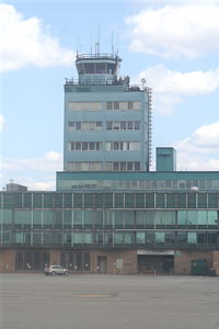 Detroit Metropolitan Wayne County Airport (DTW) - The old tower now used by Wayne County Airport Authority - by Florida Metal