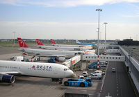 Amsterdam Schiphol Airport, Haarlemmermeer, near Amsterdam Netherlands (EHAM) - Schiphol , E- Pier - by Henk Geerlings