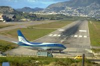 Toncontín International Airport, Tegucigalpa Honduras (MHTG) - TAN HR-TNR about to take off from RWY 01 - by William L.B.J. Dekker