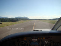 Flagstaff Pulliam Airport (FLG) - taxiback to runway @ flagstaff - by Dawei Sun