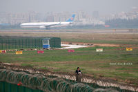Shenzhen Bao'an International Airport, Shenzhen, Guangdong China (ZGSZ) - RWY 15 - by Dawei Sun