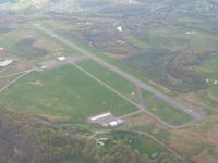Lonesome Pine Airport (LNP) - Looking west - by Bob Simmermon