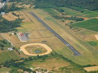 Libourne Artigues-de-Lussac Airport - verticale terrain avant le touch. - by FRENCHSKY alias Jean Goubet BOD'SPOTTING