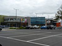 Essendon Airport - Essendon Fields Shopping Centre in the middle of the Essendon Airport car park. - by red750