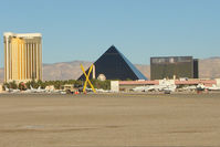 Mc Carran International Airport (LAS) - Major hotels backdrop to the Atlantic Aviation Executive ramp at Las Vegas - by Terry Fletcher