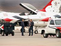 Nellis Afb Airport (LSV) - USAF Thunderbirds - Aviation Nation 2006 - by Brad Campbell