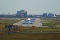 San Antonio International Airport (SAT) - Delta 757 on 12R - by RWB