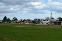 Pauanui Beach Aerodrome Airport, Pauanui New Zealand (NZUN) photo Pauanui Beach Aerodrome Airport, Pauanui New Zealand (NZUN) photo