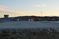 Ilulissat Airport (Jakobshavn Airport) - OY-CBU and OY-GRE resting at Ilulissat Airport. Shot from 1:30 a.m. - by Tomas Milosch