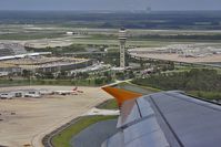 Orlando International Airport (MCO) - Short after take off on flight UA1564 to Washington. - by Connector