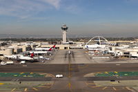 Los Angeles International Airport (LAX) - Looking down alleyway C8 on a 25R departure from KLAX. - by Mark Kalfas