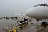 Düsseldorf International Airport, Düsseldorf Germany (EDDL) - Wet apron......(silly, yes, but I haven´t got a better idea!) - by Holger Zengler