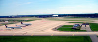 Minneapolis-st Paul Intl/wold-chamberlain Airport (MSP) - MSP parking apron - by Ronald Barker