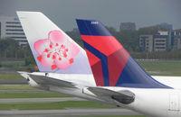 Amsterdam Schiphol Airport, Haarlemmermeer, near Amsterdam Netherlands (EHAM) photo Amsterdam Schiphol Airport, Haarlemmermeer, near Amsterdam Netherlands (EHAM) photo