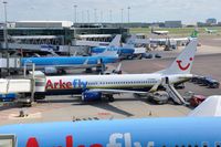 Amsterdam Schiphol Airport, Haarlemmermeer, near Amsterdam Netherlands (EHAM) - Schiphol Amsterdam Platform - by Jan Lefers