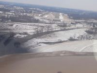 Mount Sterling-montgomery County Airport (IOB) - Final approach RWY 3. - by Bob Simmermon
