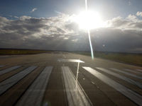 Melbourne International Airport - Turning onto the runway for take-off at Tullamarine - by Micha Lueck