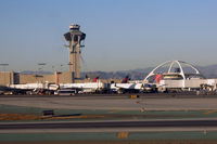 Los Angeles International Airport (LAX) - DL's terminal at LAX - by Micha Lueck