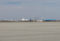 Southern California Logistics Airport (VCV) - also an interesting aircraft cimetery - by olivier Cortot