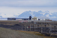 Svalbard Airport, Longyear, Longyearbyen, Svalbard Norway (ENSB) - Overview over the northernmost airport of the world with scheduled flights (to Oslo and Tromsø). LN-RPZ is preparing for its flight back to Oslo. - by Tomas Milosch