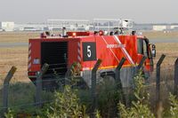 Bordeaux Airport, Merignac Airport France (LFBD) - Fire truck, Bordeaux-Mérignac airport (LFBD-BOD) - by Yves-Q