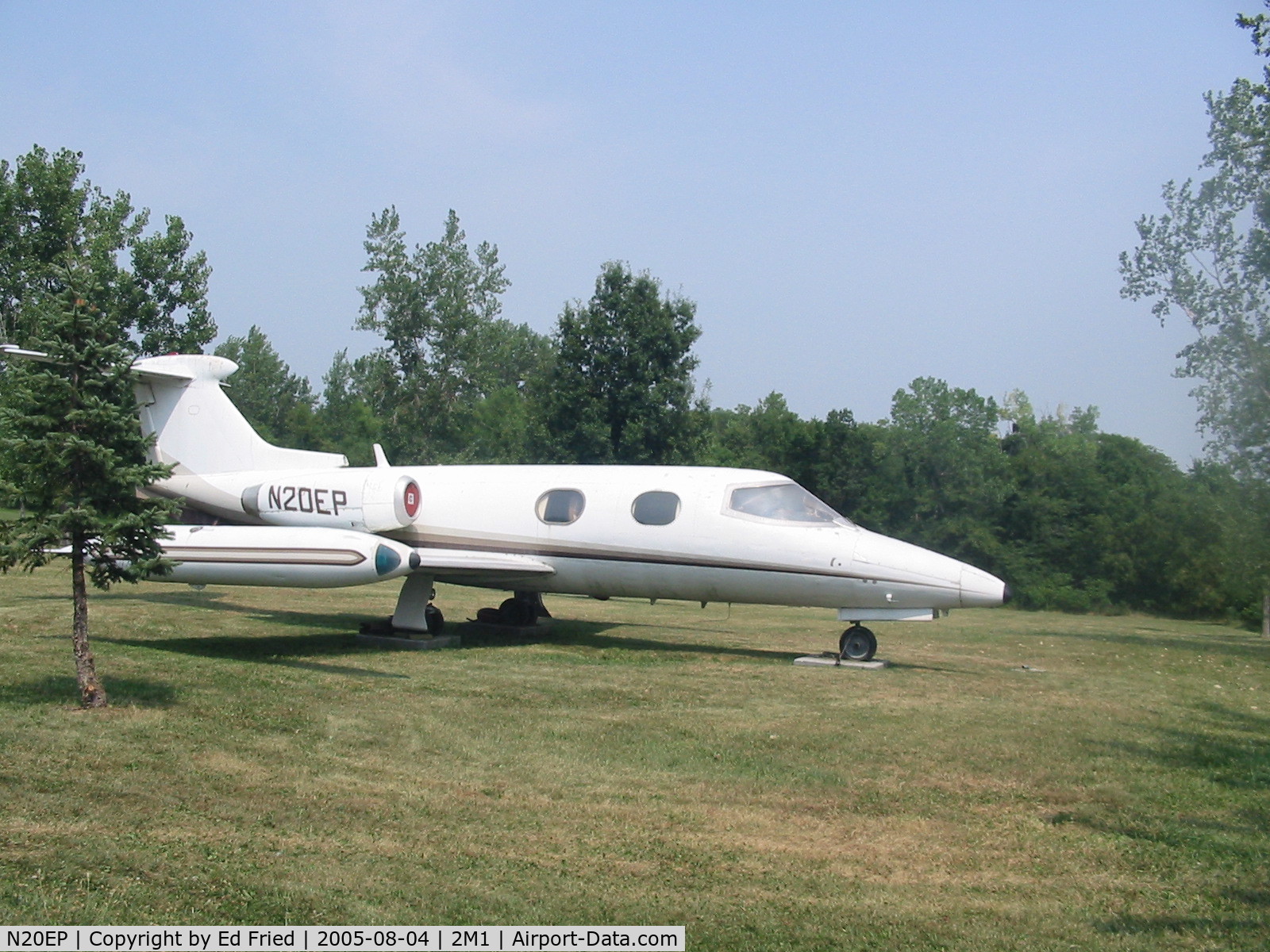 N20EP, 1965 Learjet 23 C/N 23-008, The aircraft is now used as a sign