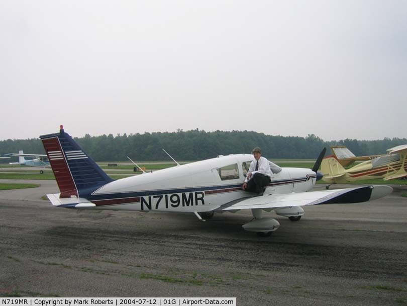 N719MR, 1966 Piper PA-28-180 C/N 28-3412, N719MR at 01G July 2004