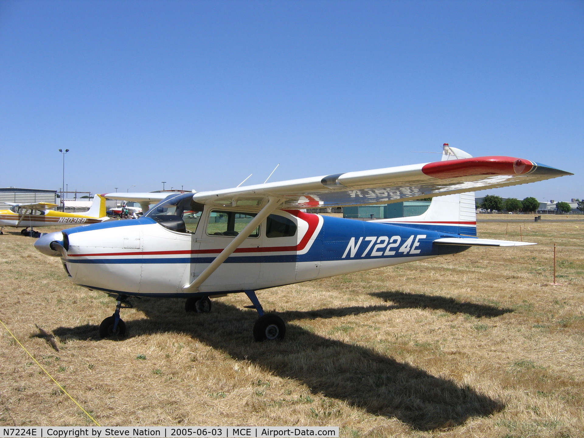 N7224E, 1959 Cessna 182B Skylane C/N 52224, 1959 Cessna 182B at Merced, CA