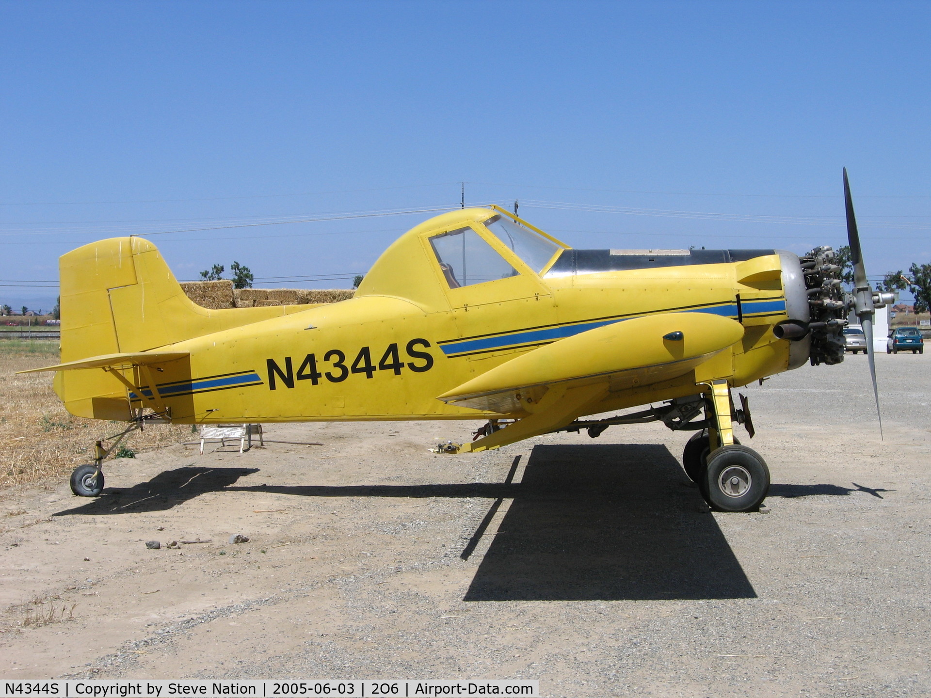 N4344S, 1975 Air Tractor Inc AT-300 C/N 300-0024, Andres Blech Air Tractor AT-300 as sprayer at Chowchilla, CA