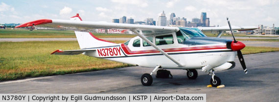 N3780Y, 1964 Cessna 210D Centurion C/N 21058280, Down Town MSP