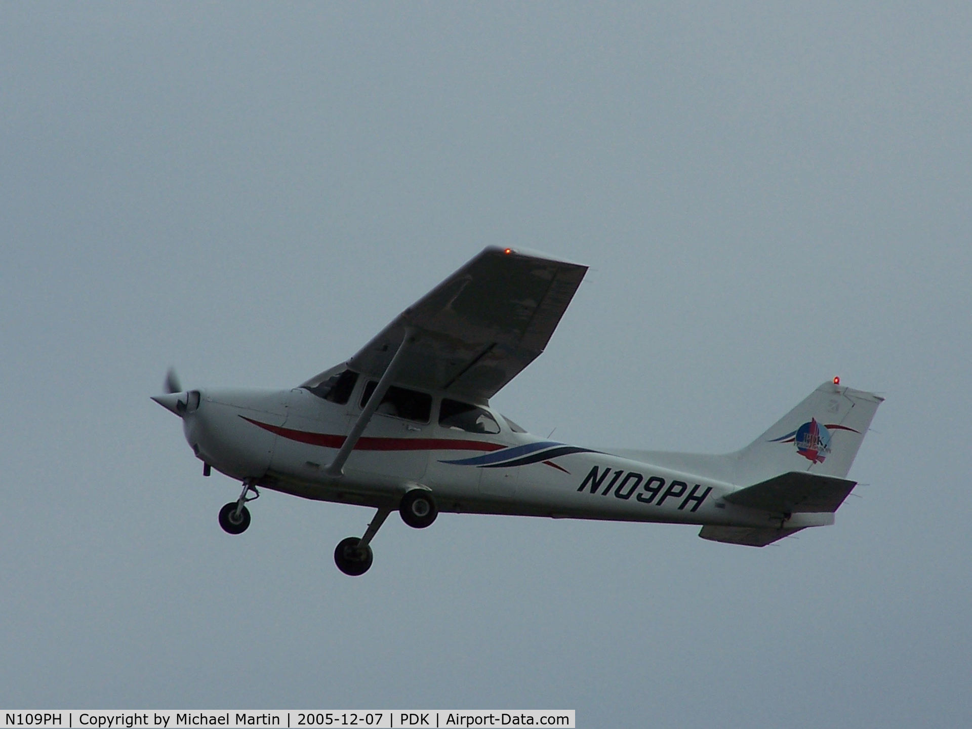 N109PH, 1999 Cessna 172R C/N 17280802, Another student pilot takes to the air!