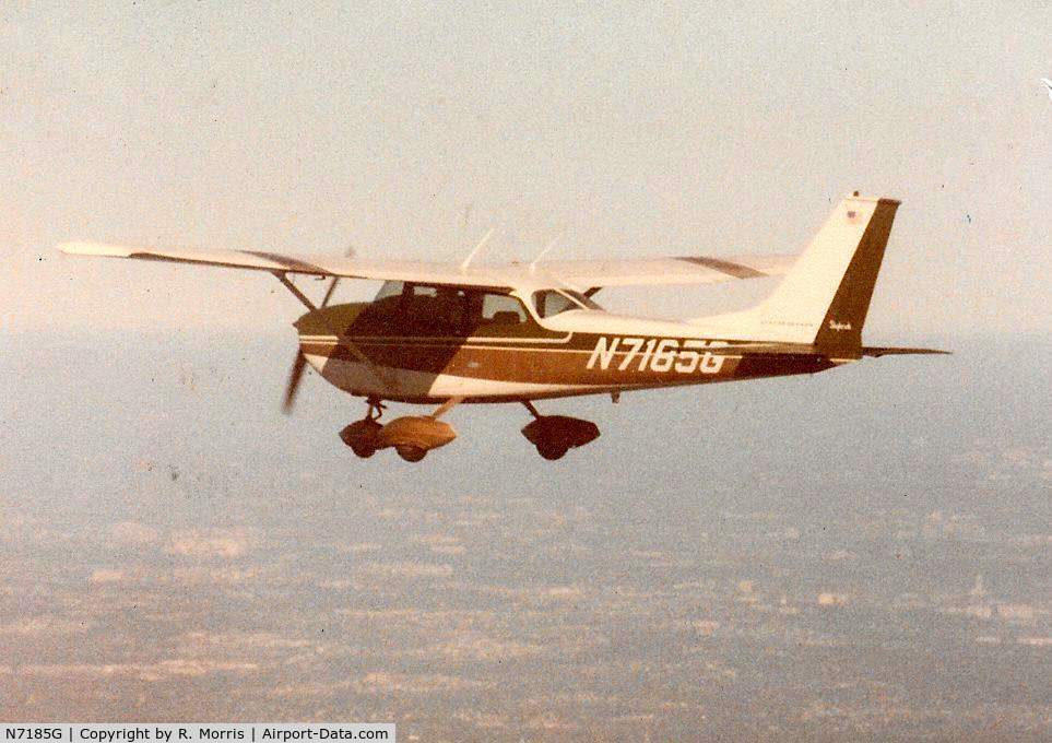 N7185G, 1969 Cessna 172K Skyhawk C/N 17258885, 85G Over Washington DC